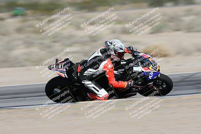 media/Jan-15-2026-Racers Edge (Thu) [[dfebeb70ab]]/2-A Group/Session 3 (Turn 15 Inside Pans)/